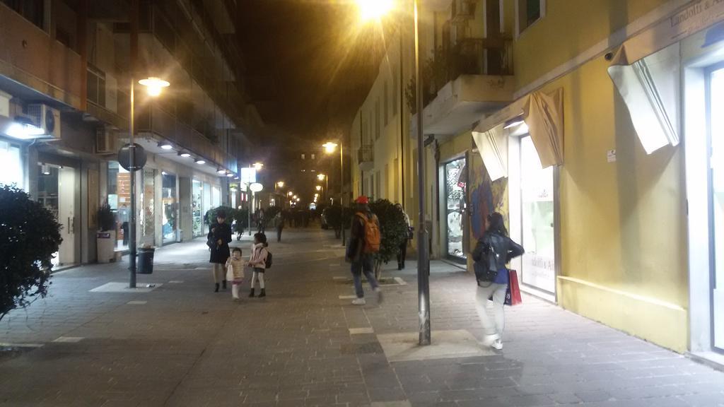 Suites Rome Pescara Exterior foto